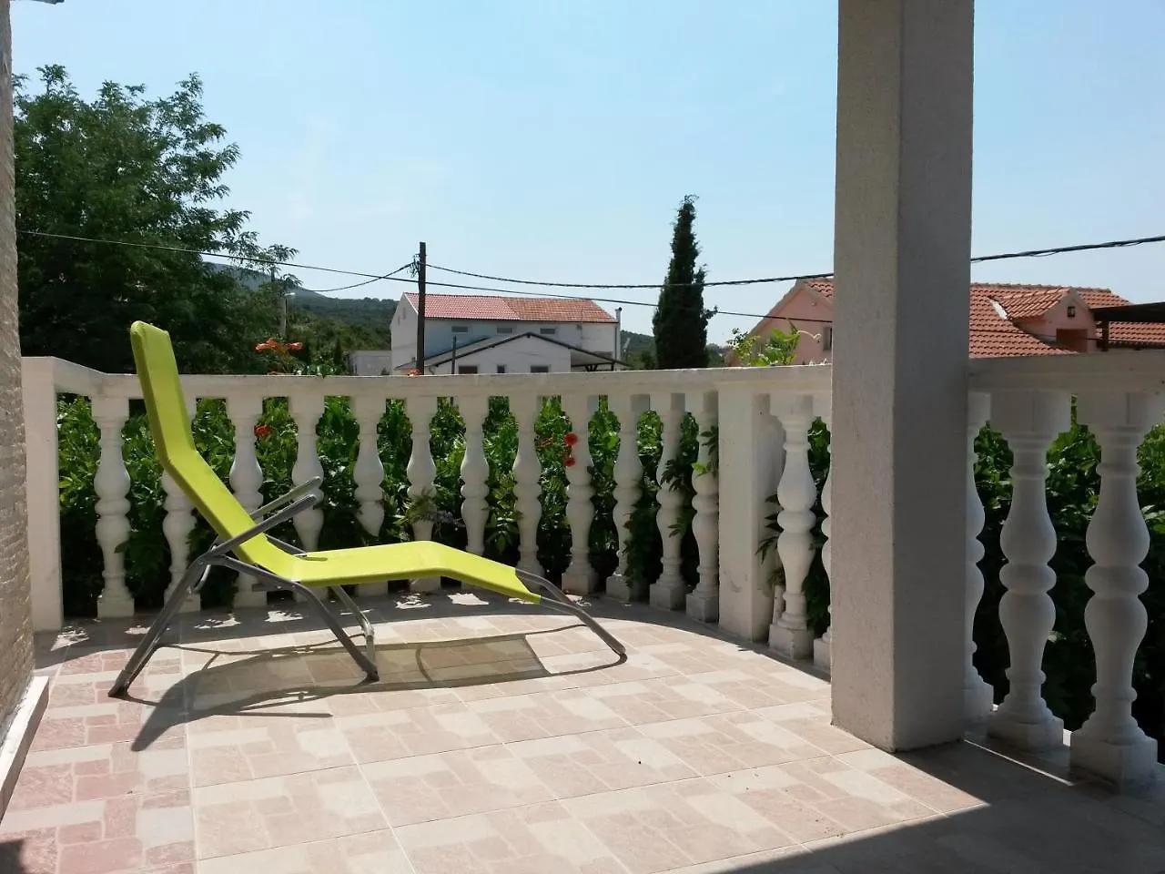 Apartment Ana Gornji Karin 0*,  Croatia