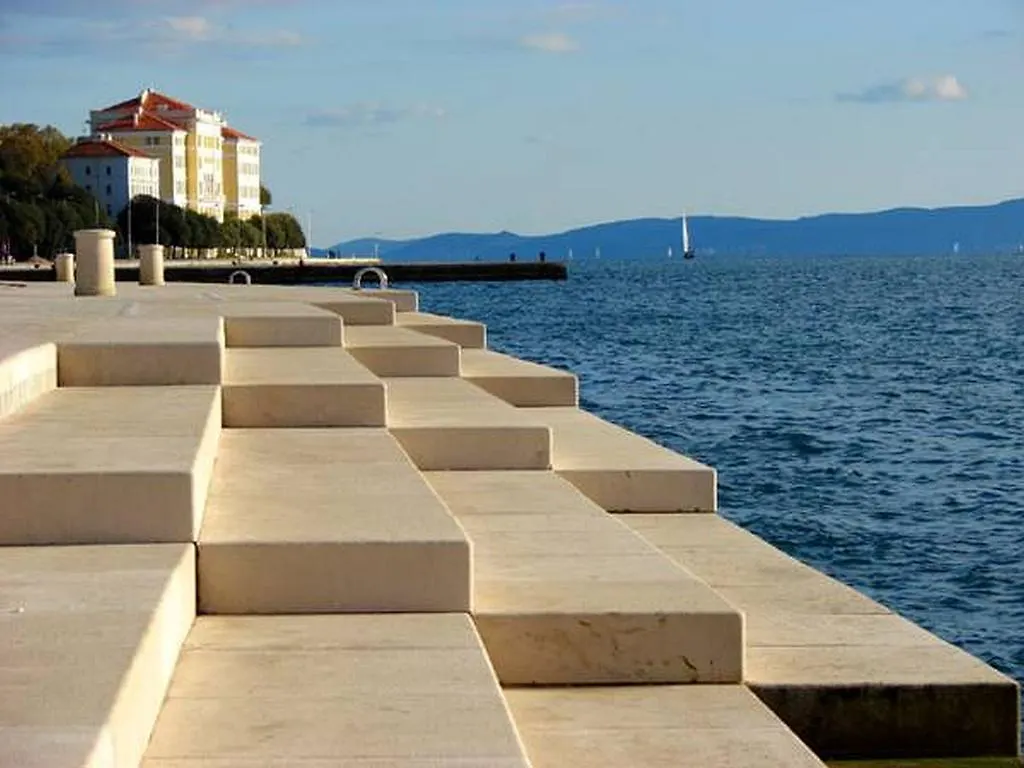 Apartment Ana Gornji Karin Croatia